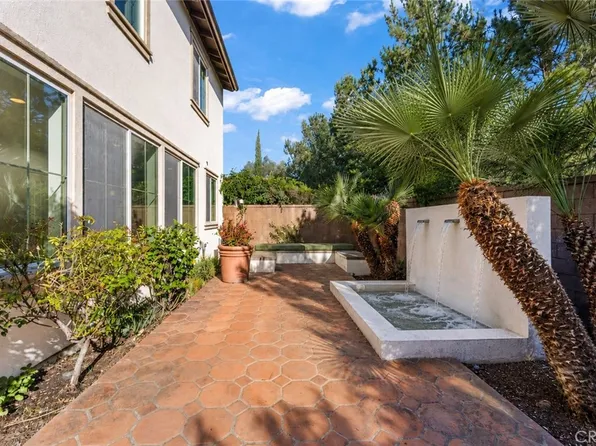 103 Bright Poppy, Irvine, CA 92618