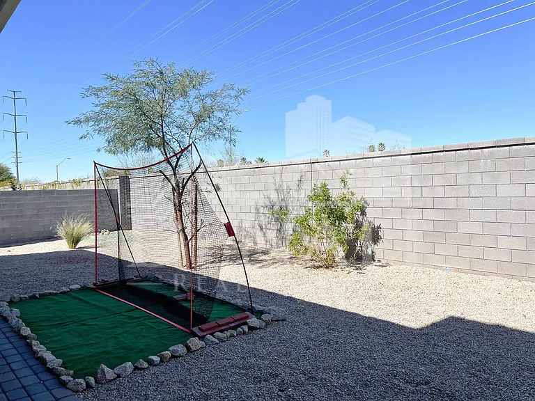 10920 E North Ln — Photo 33