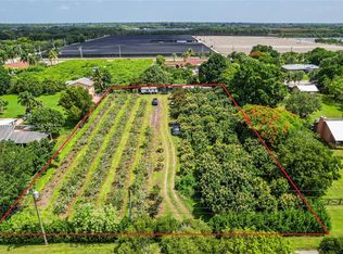 19450 SW 214th St, Miami, FL 33187