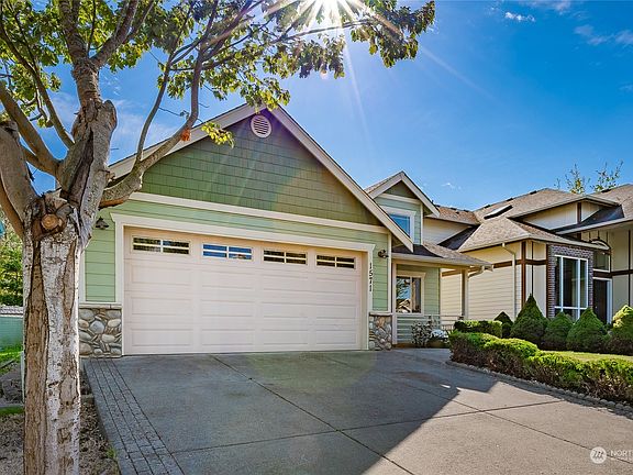 2nd image of 1571 Fruitland Drive