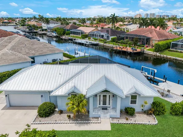 398 Wales Ct, Marco Island, FL 34145