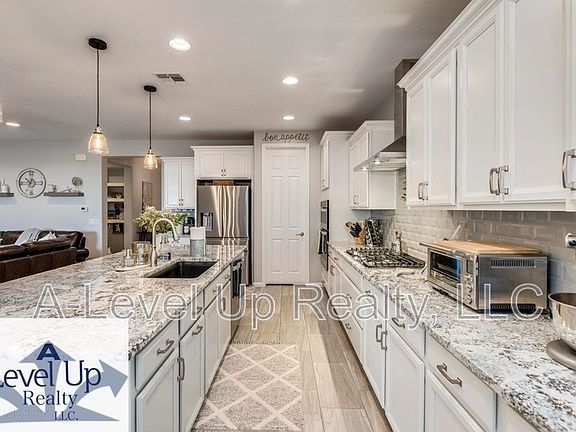 5th image of 14097 N Silverleaf Ln