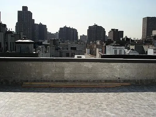 Rented by Bond New York | media 34