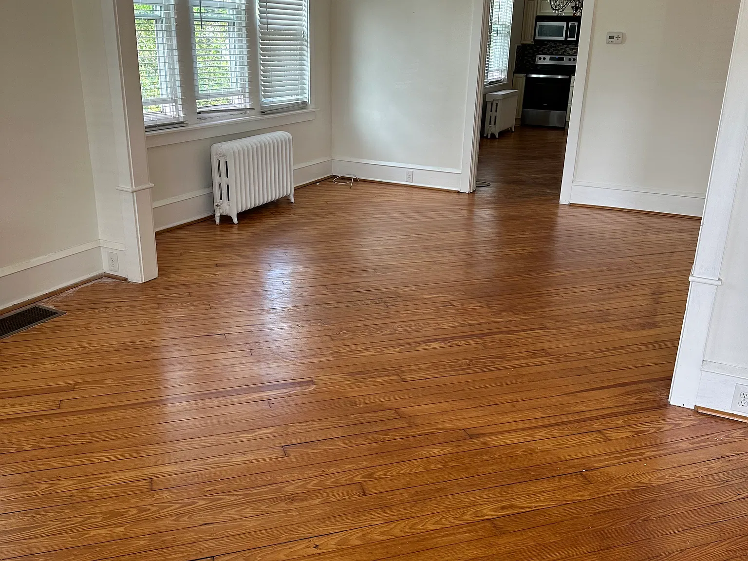 2 bed, 1200 sqft, $2,500 — Photo 3