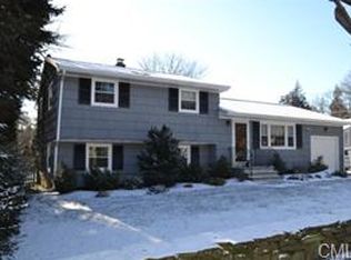 695 Reid St, Fairfield, CT 06824