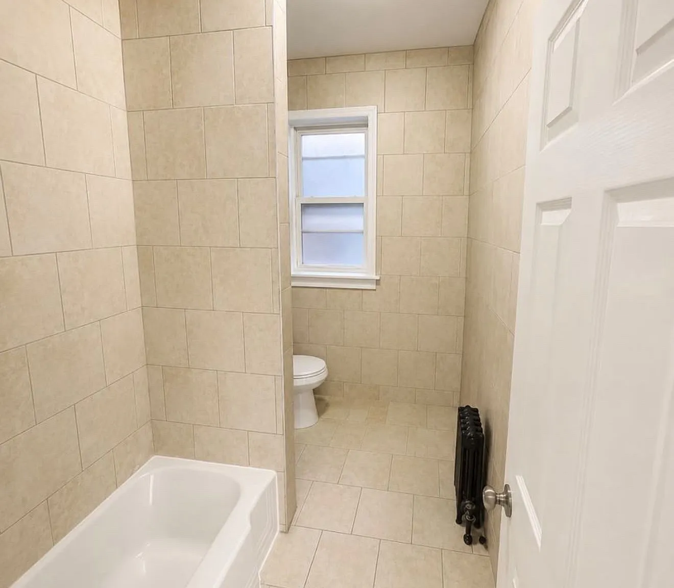 2 bed, $1,825 — Photo 3