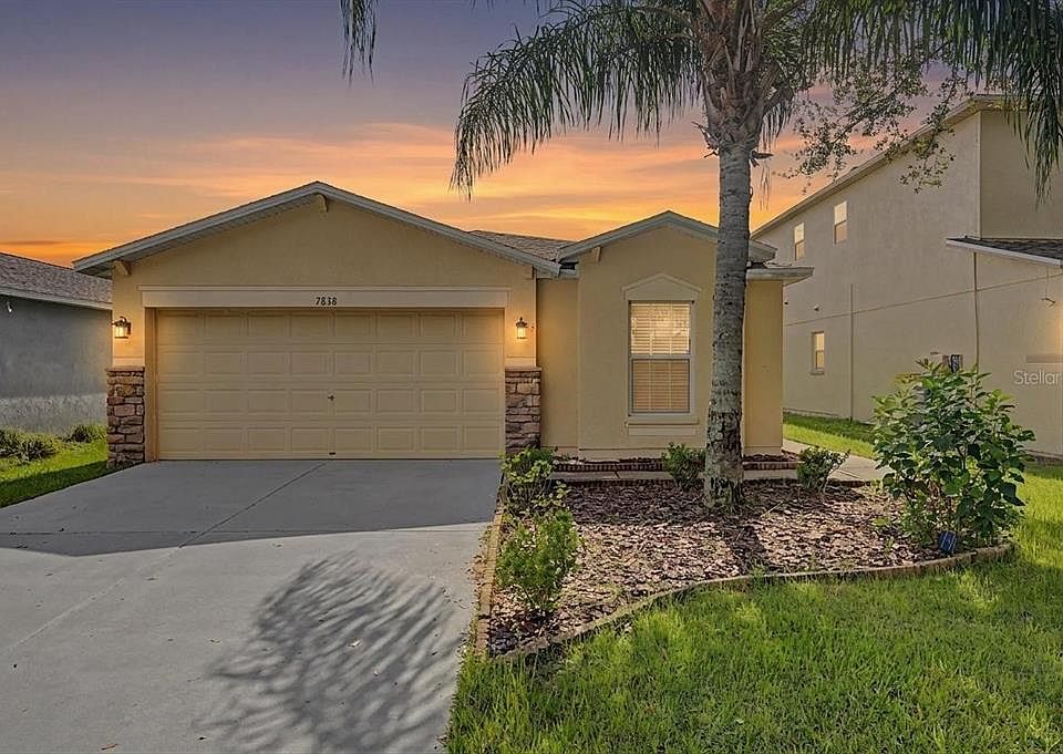 1st image of 7838 CARRIAGE POINTE DRIVE