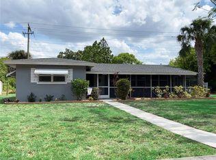 1840 Winkler Ave, Fort Myers, FL 33901