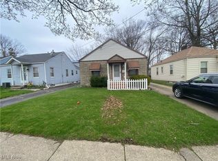 687 E Archwood Ave, Akron, OH 44306