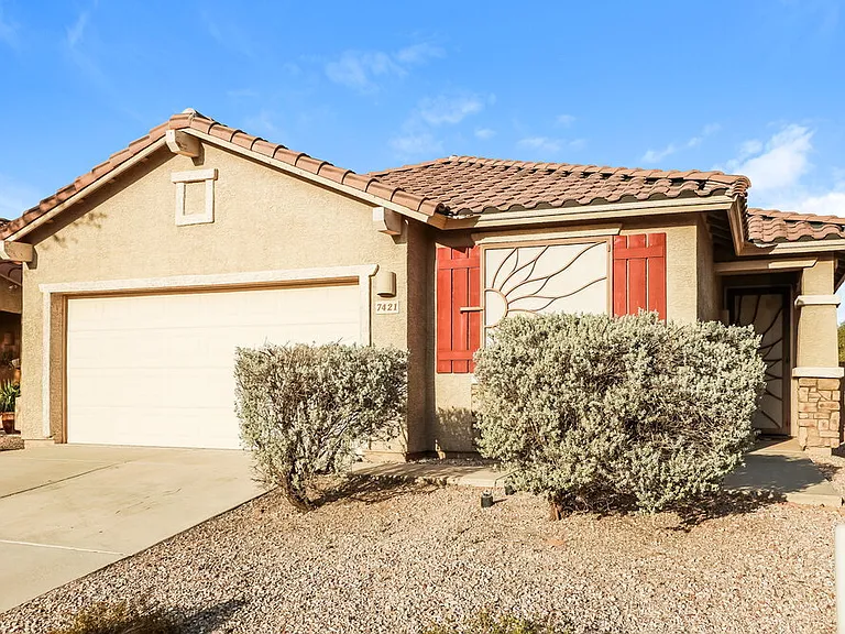 7421 S Mountain Star Dr — Photo 1