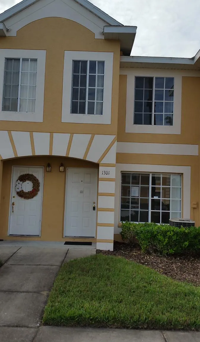 1301 Kelridge Place — Photo 2