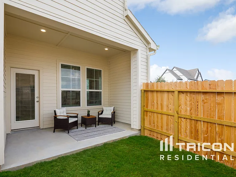 Tricon Peek Road — Photo 87