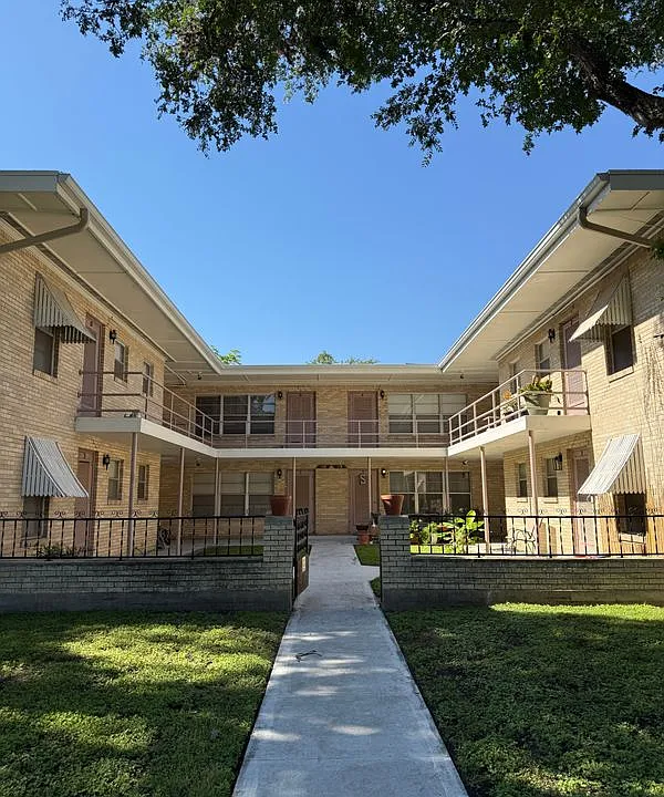 120 Funston Pl #5