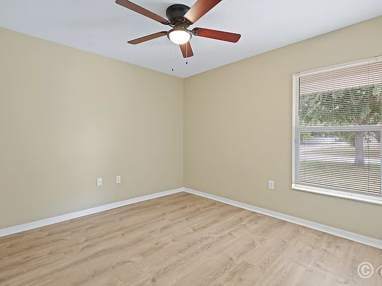 2106 Pleasant View Ave — Photo 17