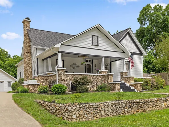 435 5th St, Ashville, AL 35953