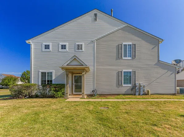 148 Azalea Cir, Romeoville, IL 60446
