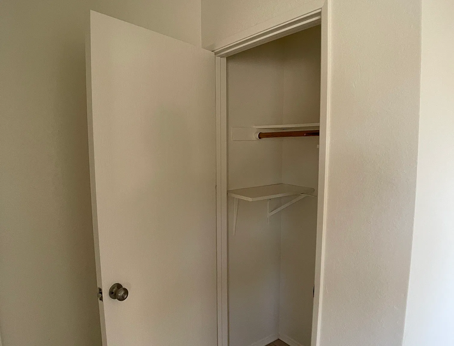 Aspen 240 — Photo 2