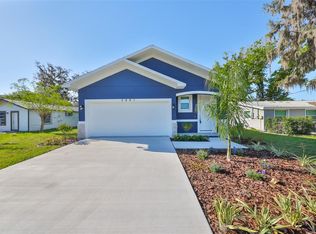 【匿名配送】HOUSES AND GARDENS IN CALIFORNIA N5817 Highway 57, Hilbert, WI 54129 | Zillow