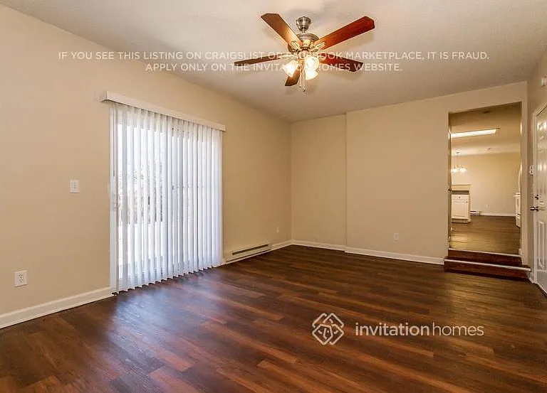 964 S Uravan St — Photo 10