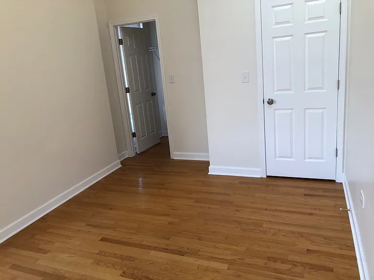 2331 W Harrison St — Photo 5