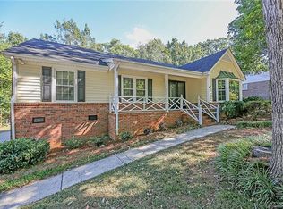 805 Forestbrook Dr, Gastonia, NC 28056
