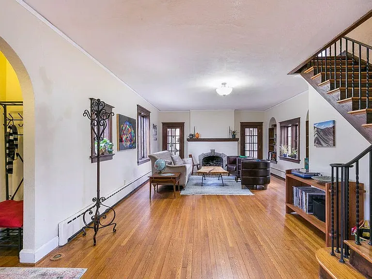 7446 Byron Pl — Photo 18