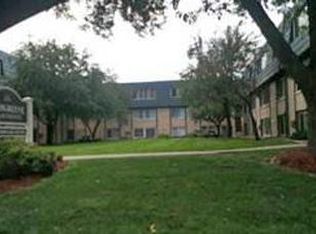 17 7th Ave SE APT 301, Osseo, MN 55369