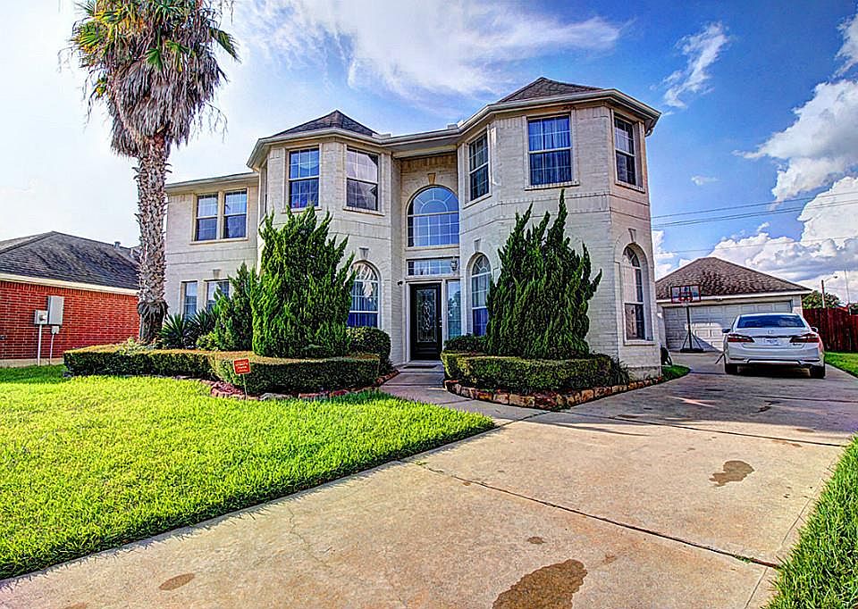 1st image of 13102 Haven Falls Ln