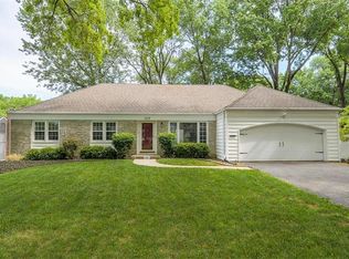 1102 W 86th Ter, Kansas City, MO 64114
