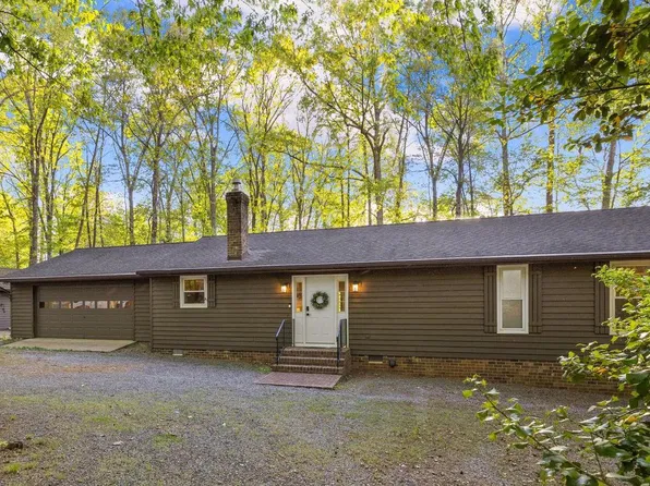 154 Becky Ct, Bumpass, VA 23024