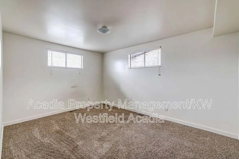 2 bed, 1.0 bath, 900 sqft, $1,290 — Photo 3