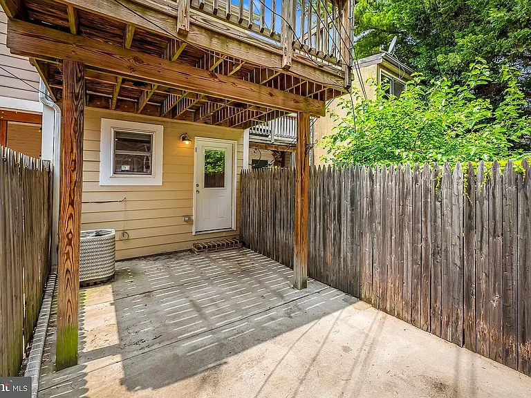 1011 Patapsco St — Photo 25