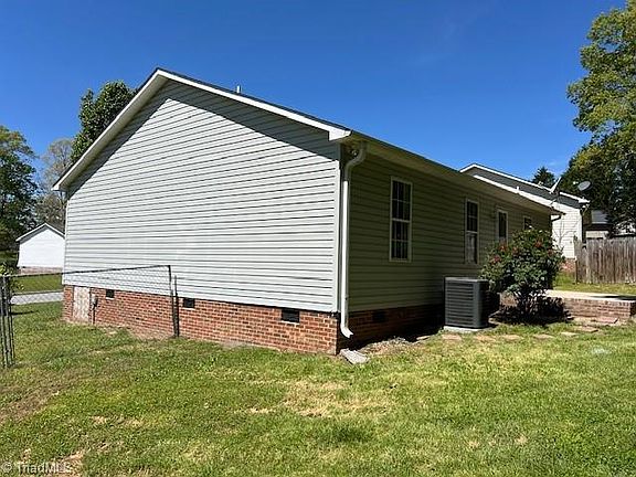 5th image of 107 Layton Way