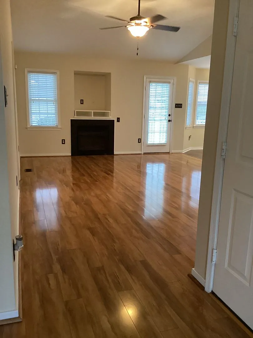 3 bedroom Home Chesterfield-Ashbrook Subdivision-Cosby High — Photo 2