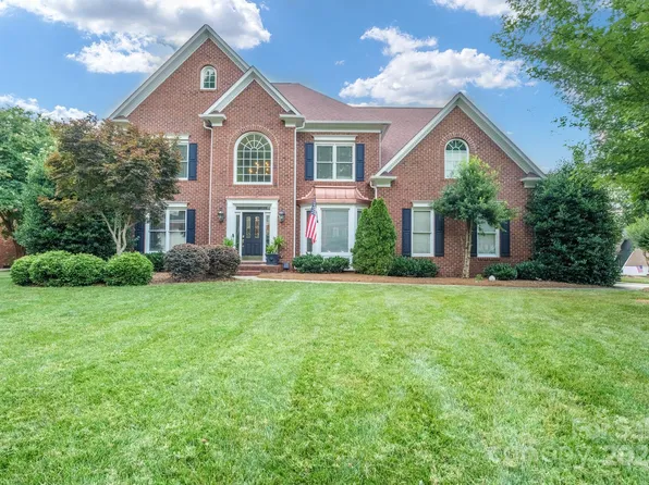 6935 Curlee Ct, Charlotte, NC 28277
