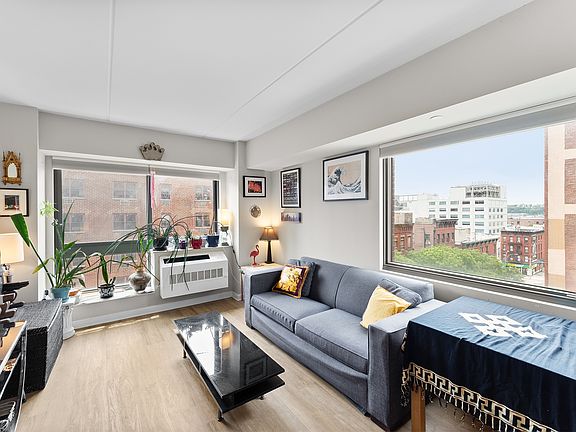 5th image of 535 W 52nd St APT 7B