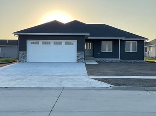 2204 Fort St, Schuyler, NE 68661