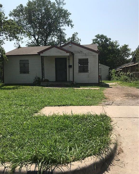 1st image of 2766 Moffatt Ave