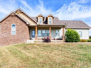 647 Cameron Ridge Rd, Shepherdsville, KY 40165