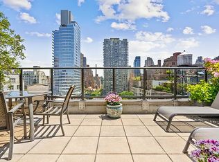 200 E 74th St APT 4A, New York, NY 10021
