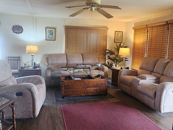 2nd image of 2525 Gulf City Rd #101
