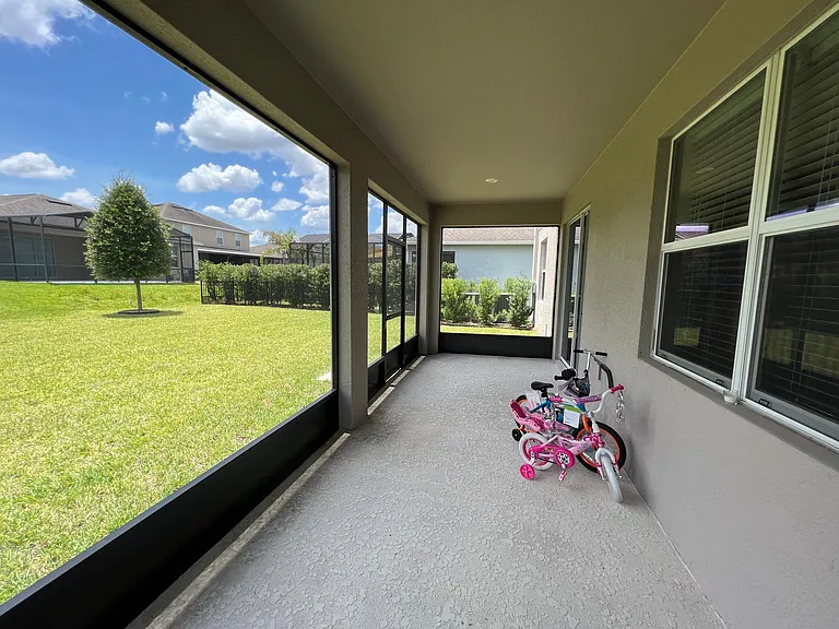 3643 Cortland Dr — Photo 6