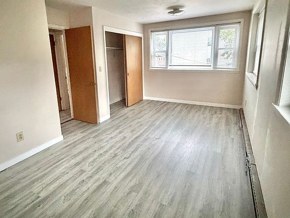 5th image of 306 W Hill St APT 12