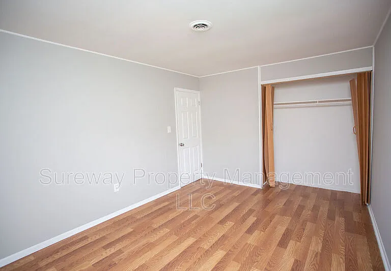 17 Snowdon Ln — Photo 34