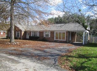 10 N Peach St, Thelma, KY 41260