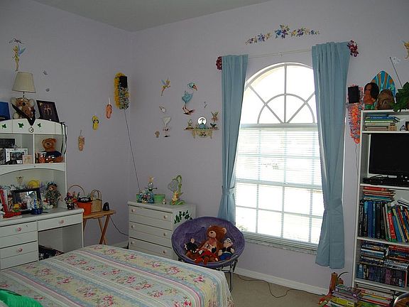 Now - Meagan's bed room