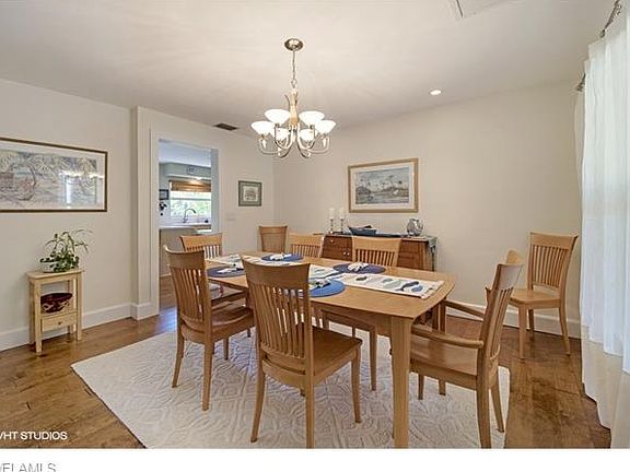 4th image of 5659 Eichen Cir W