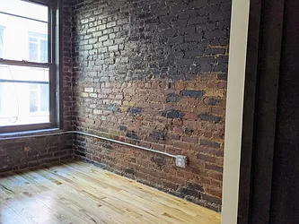 Rented by PocketBroker Inc