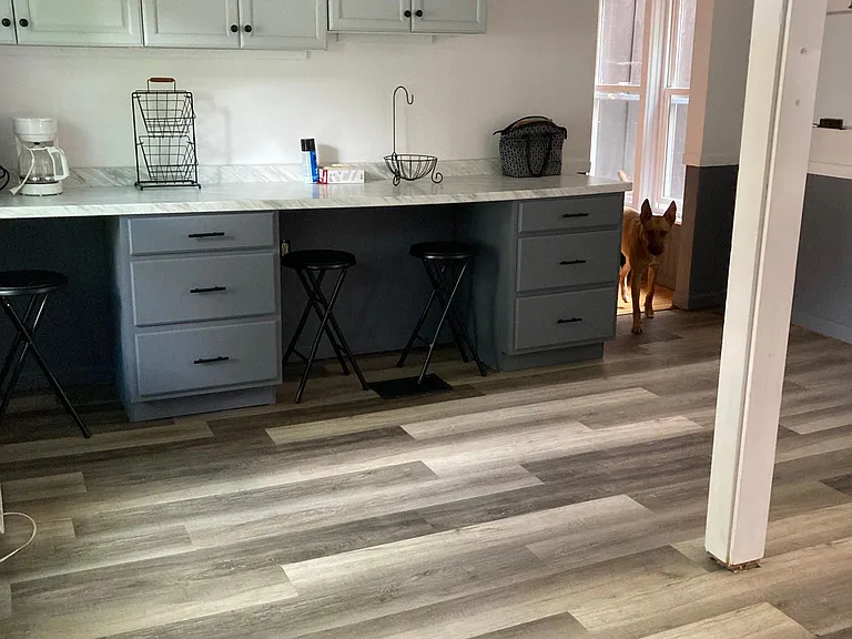 10 Bay St — Photo 8