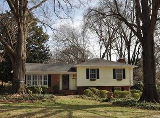 1326 Ashbrook Pl, Charlotte, NC 28209